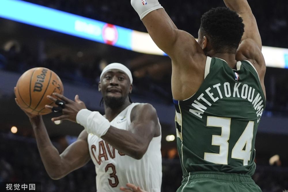 杯迈出了坚 杯迈出了坚