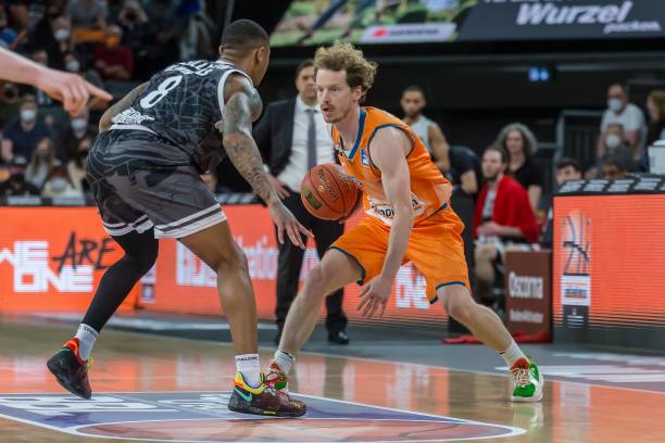 夺冠机会的 夺冠机会的