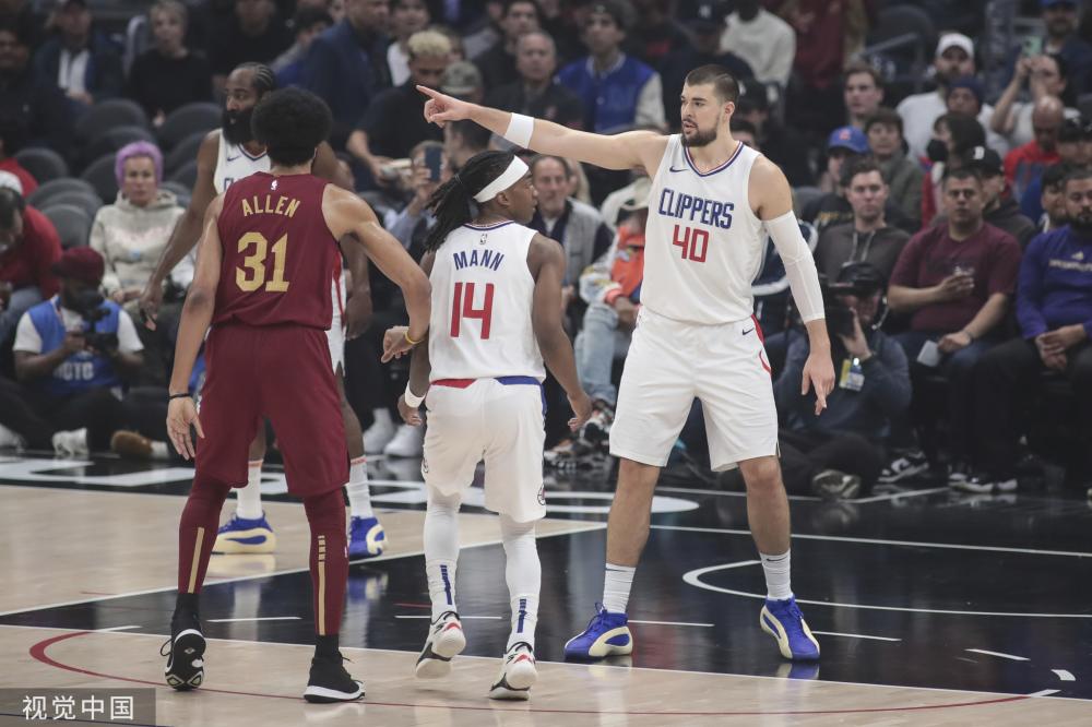 数据驱动的 数据驱动的