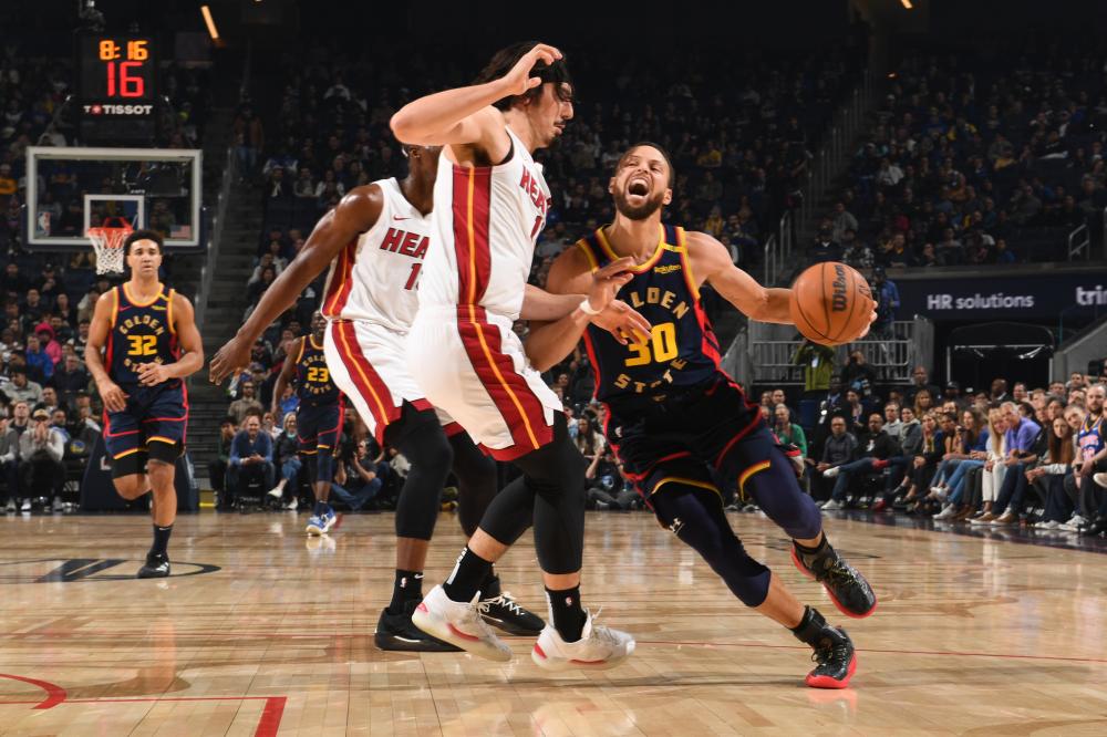 还能再商量KD谈拒绝回勇士：想在太阳坚持下去 休赛期再说吧